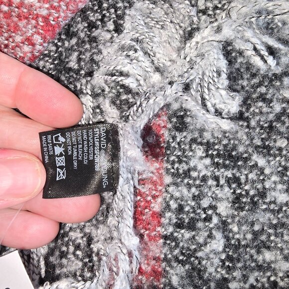 David and Young Scarf- NWT - Picture 5 of 5